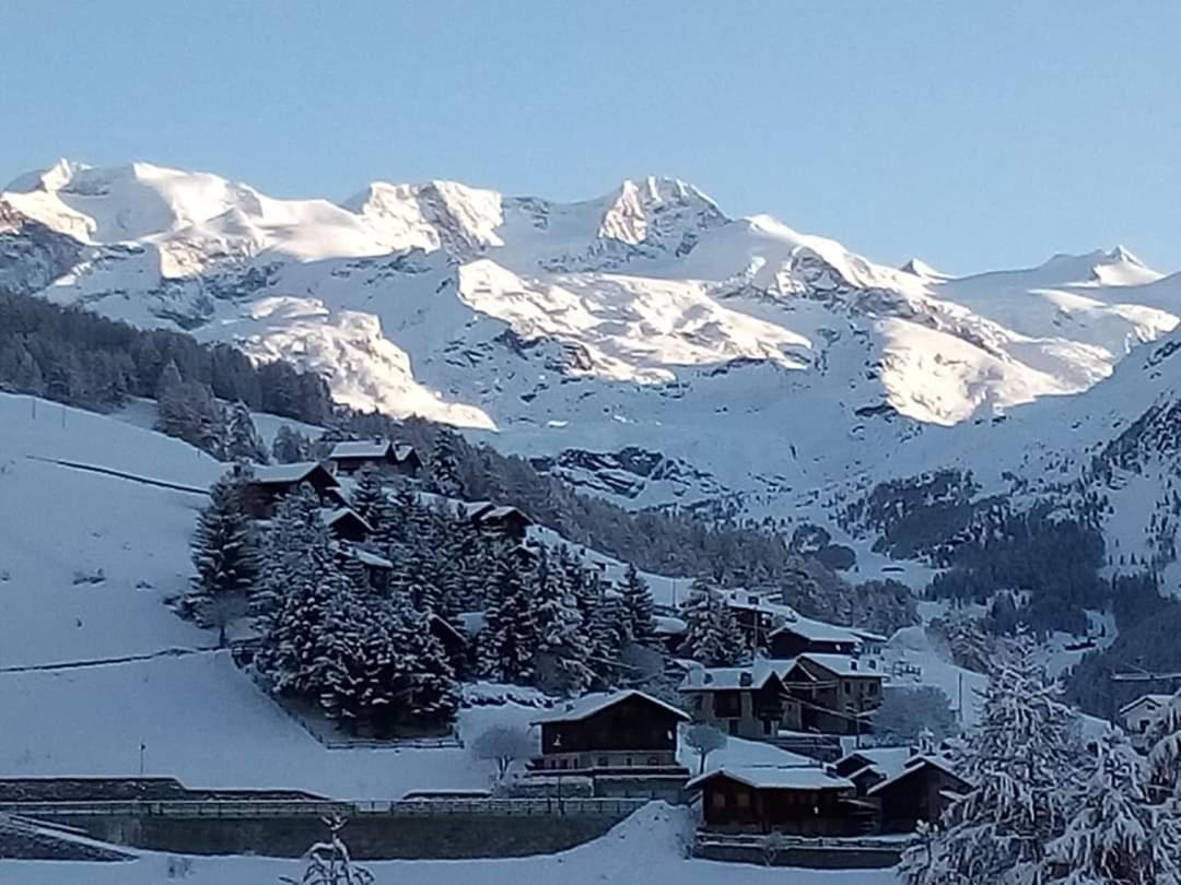 Piccola Residenza Apartamento Champoluc Exterior foto